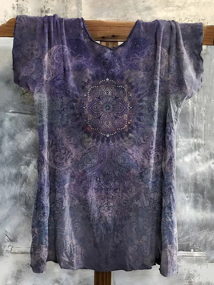 Anmutig gestaltete T-Shirt