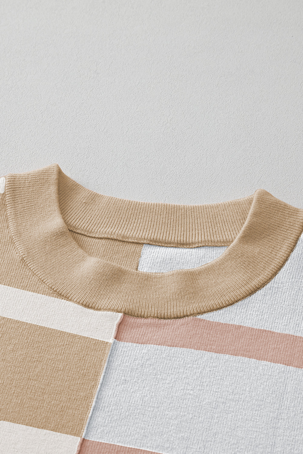 Anmutig gestaltete Pullover