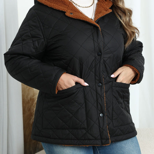 MW | Plus size Plüsch gefütterte Steppjacke mit Kapuze