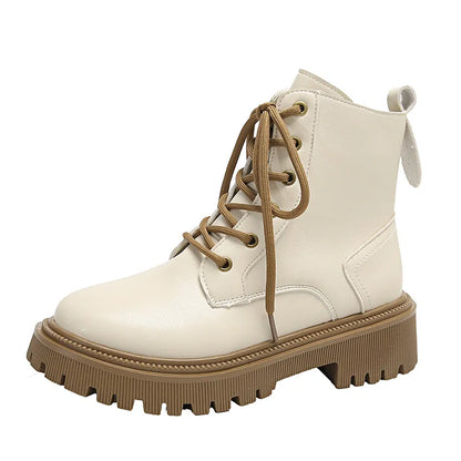 Lässige und stützende orthopädische Stiefel