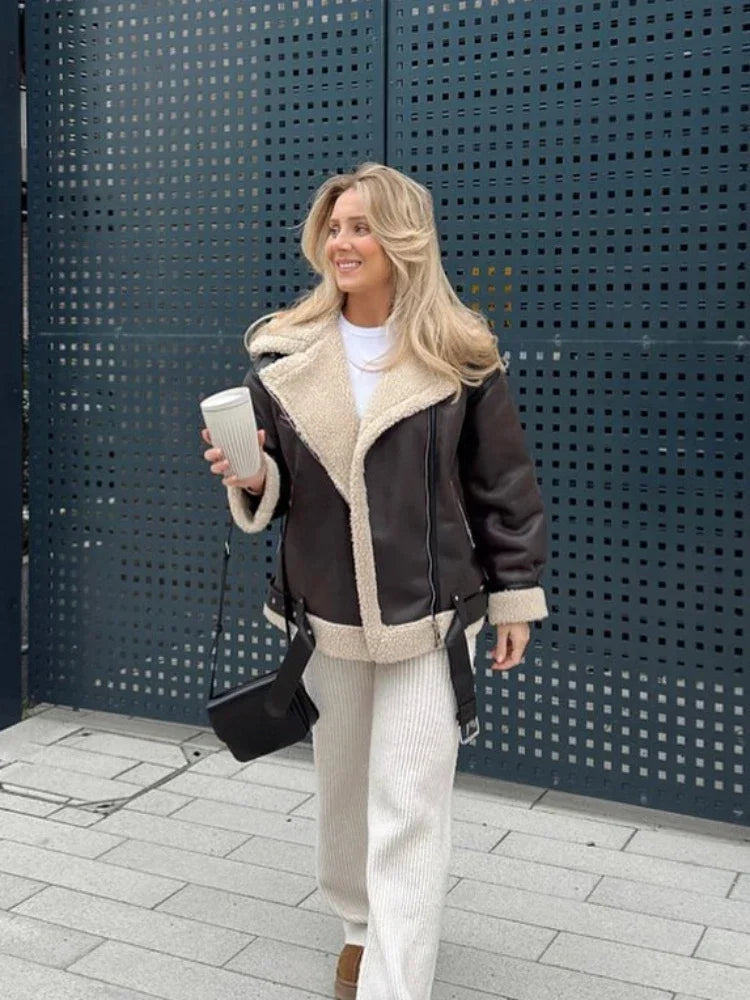 Elegant gestaltete Jacke