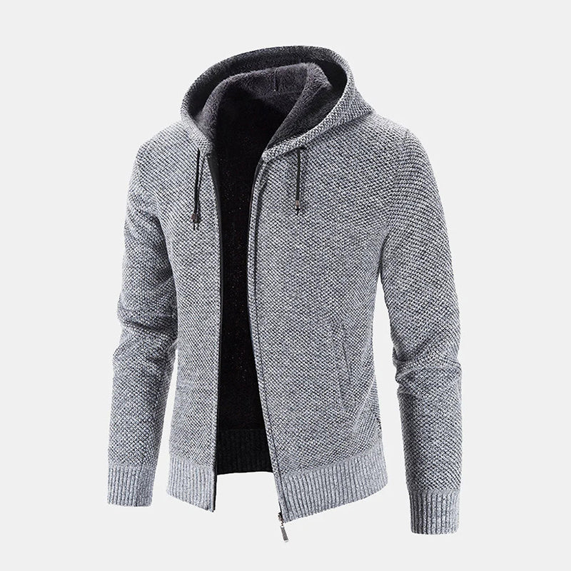 Wunderschön gefertigte Strickjacke