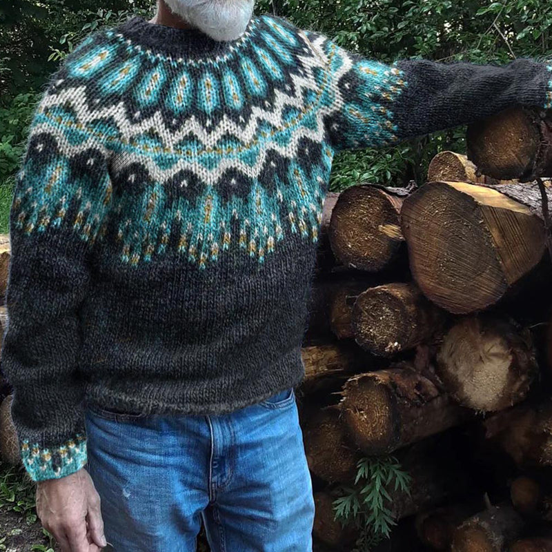 Klassisch gestaltete Pullover
