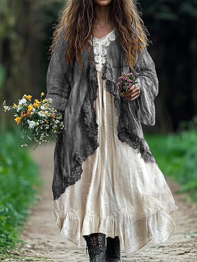 Klassisch gestaltete Kleid