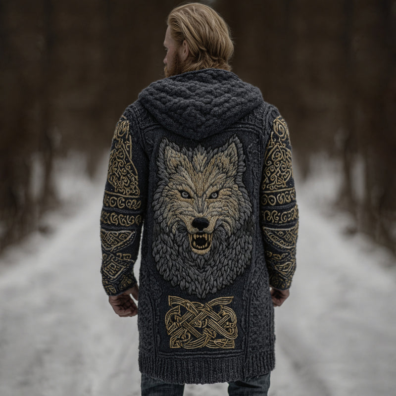 Wunderschön gefertigte Strickjacke