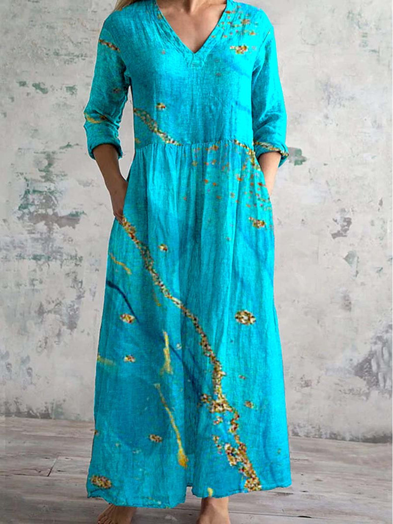 Klassisch gestaltete Kleid