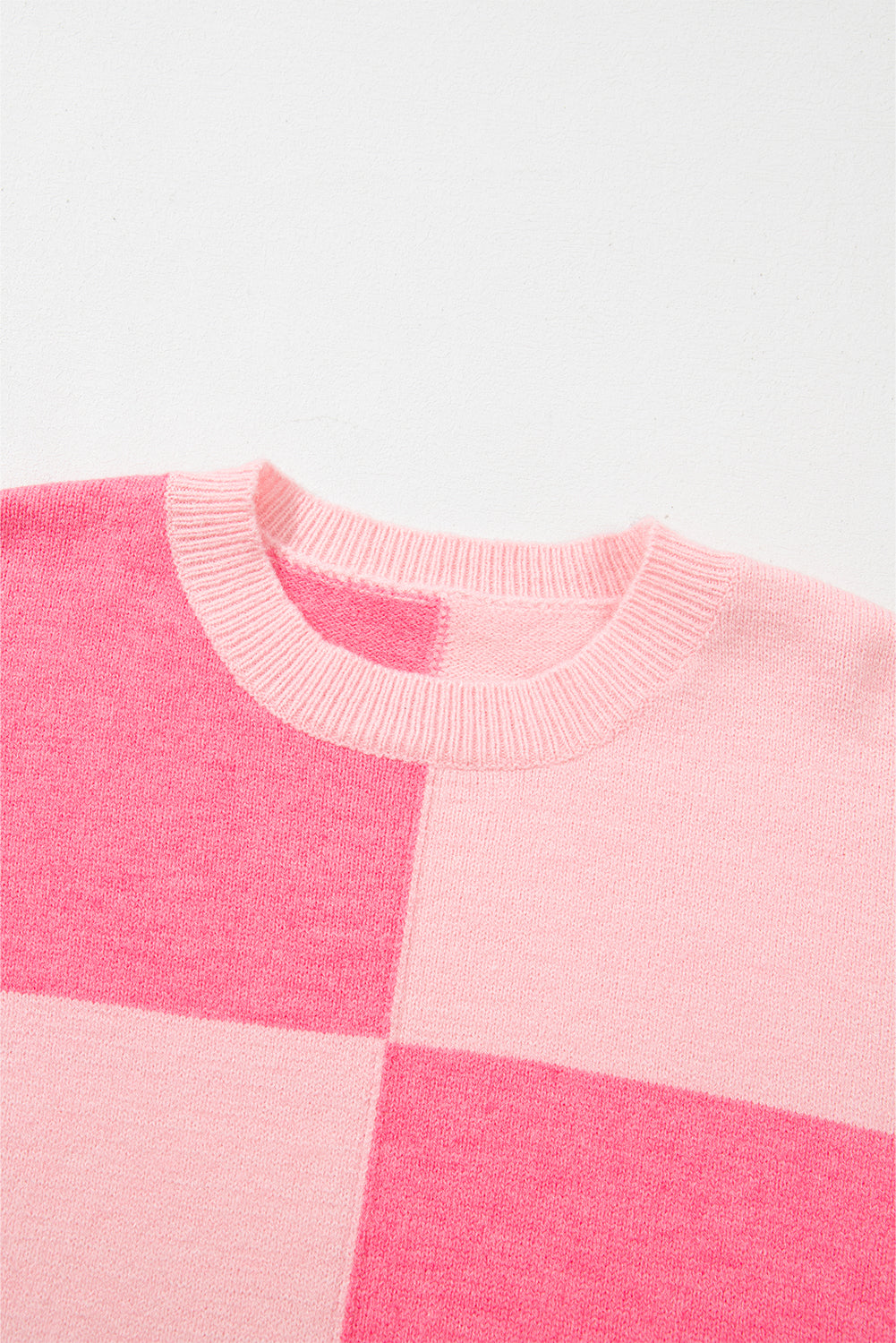 Anmutig gestaltete Pullover