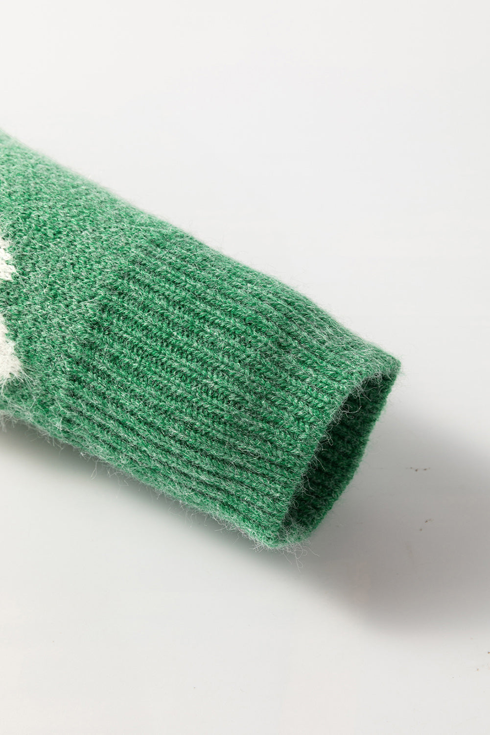 Klassisch gestaltete Pullover
