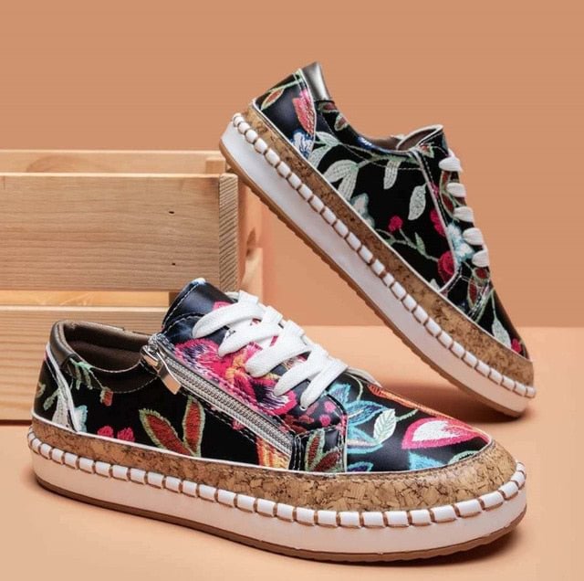 MW | Einfache Turnschuhe mit Blumen