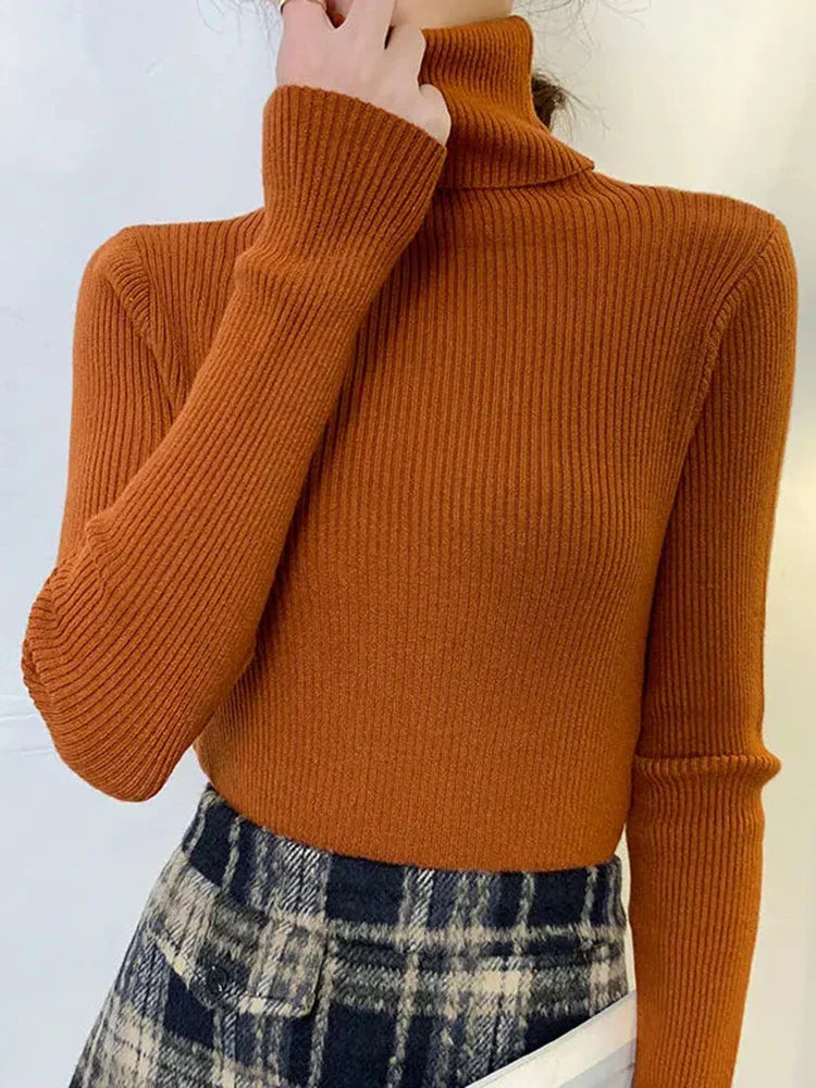 Klassisch gestaltete Pullover