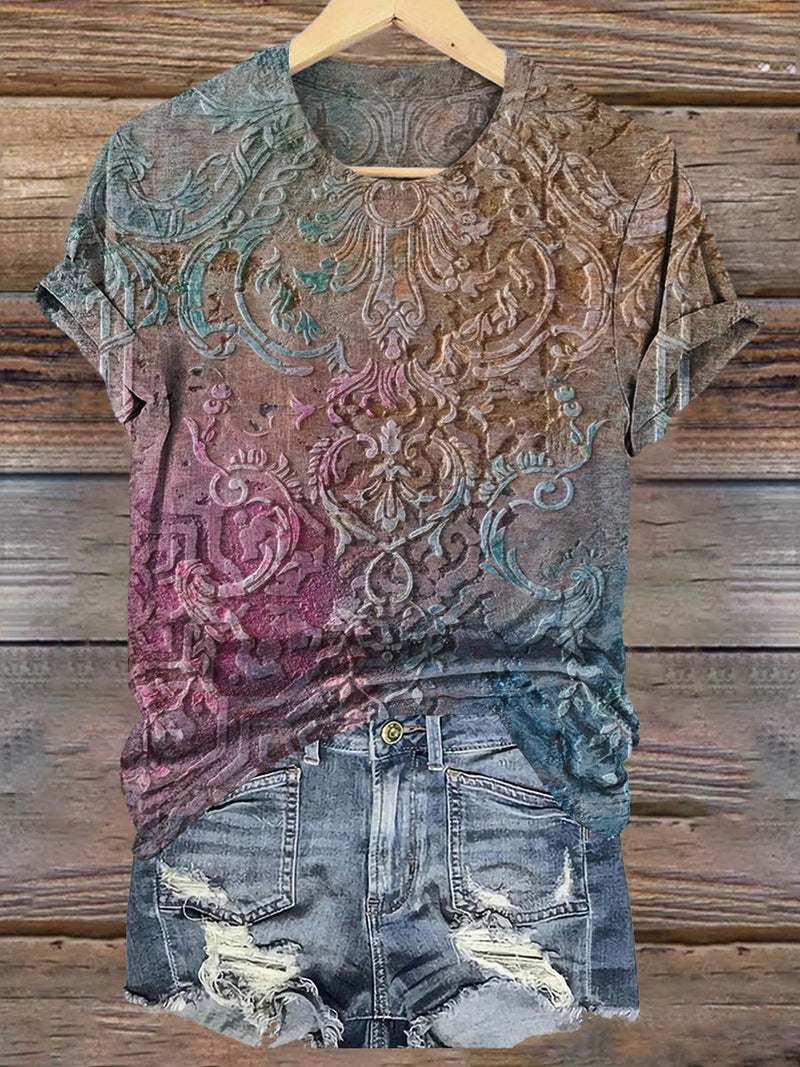 Anmutig gestaltete T-Shirt