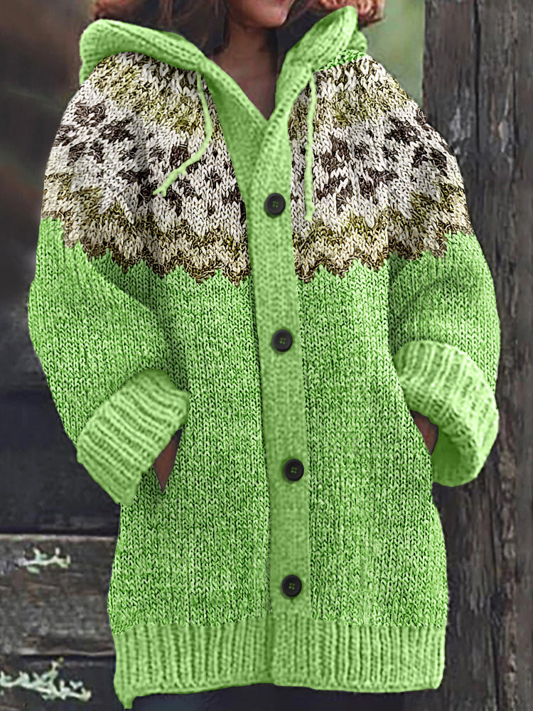 Wunderschön gefertigte Strickjacke