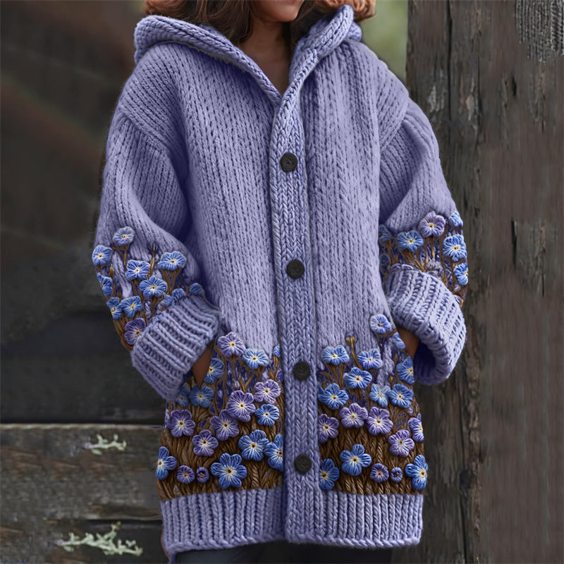 Klassisch gestaltete Strickjacke