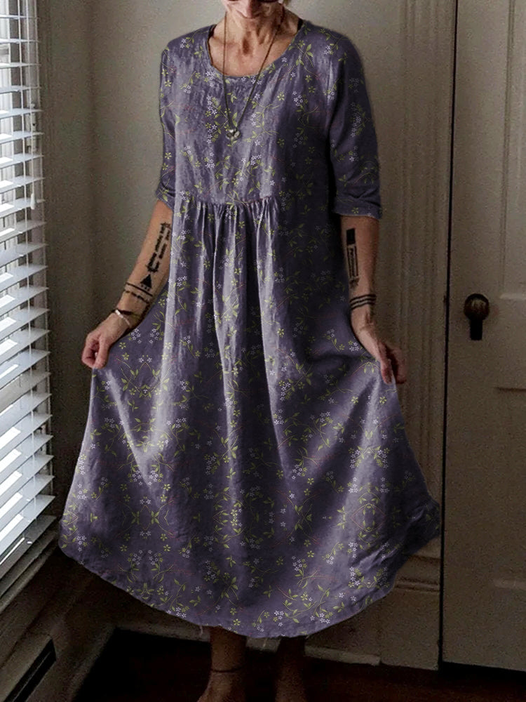Klassisch gestaltete Kleid