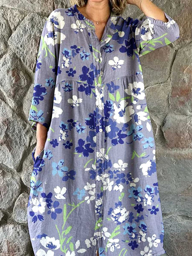 Klassisch gestaltete Kleid