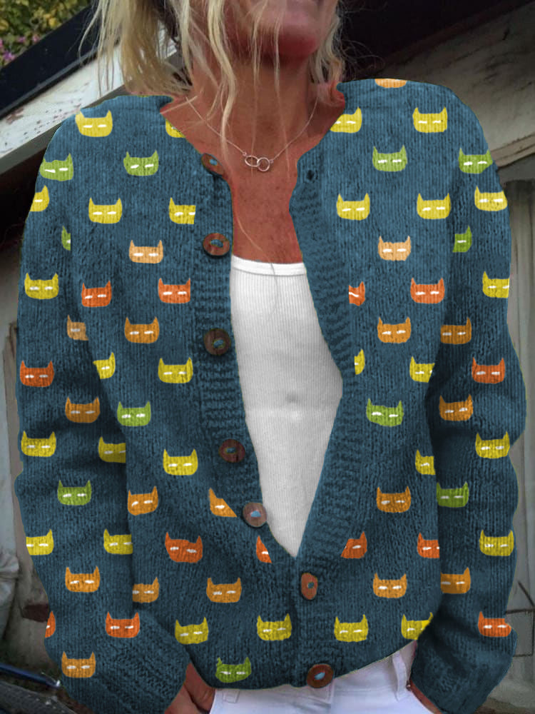 Durchdacht gestaltete Strickjacke