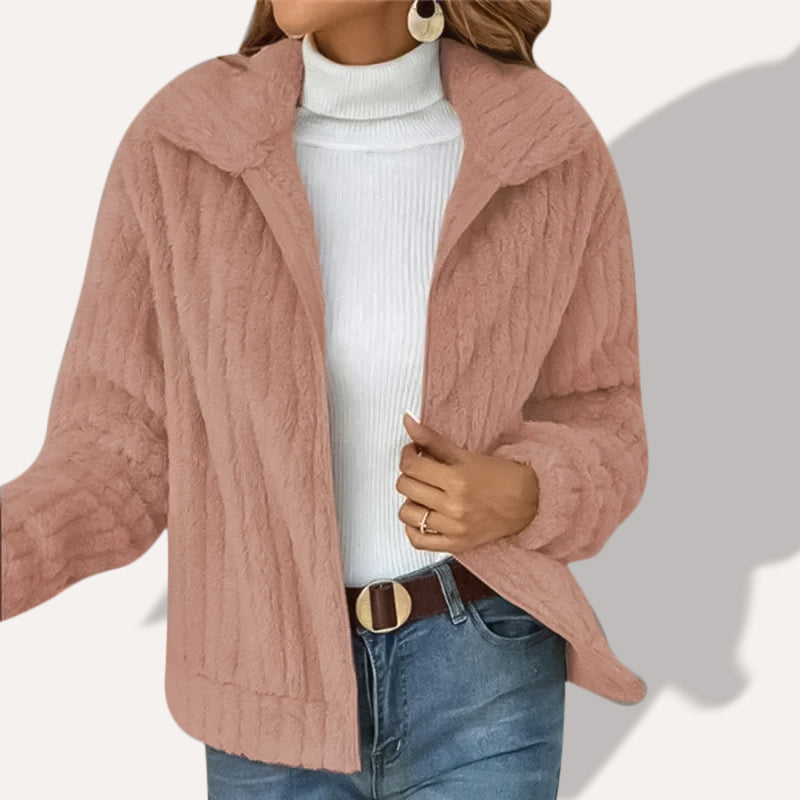Wunderschön gefertigte Jacke