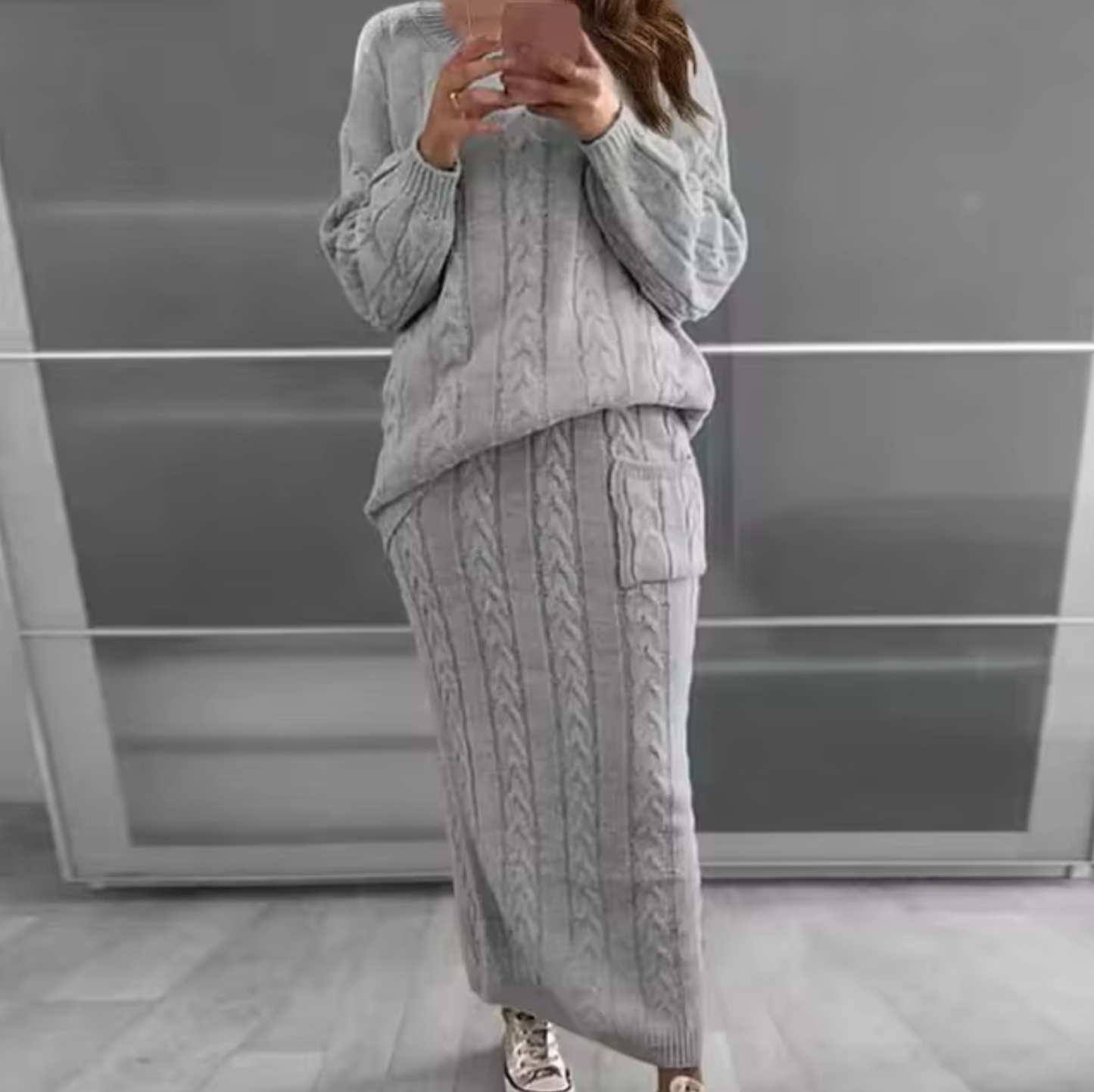 Anmutig gestaltete Pullover