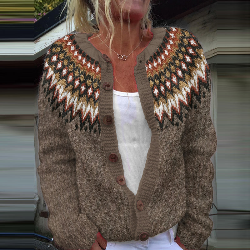 Elegant gestaltete Strickjacke