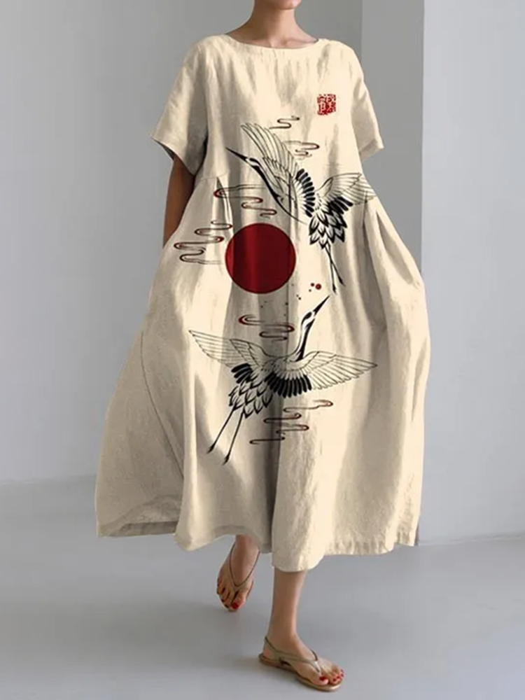 Klassisch gestaltete Kleid