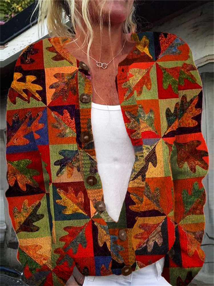 Wunderschön gefertigte Strickjacke