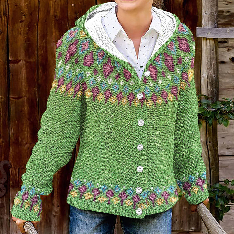 Klassisch gestaltete Strickjacke