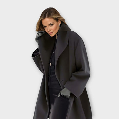 Wunderschön gefertigte Jacke