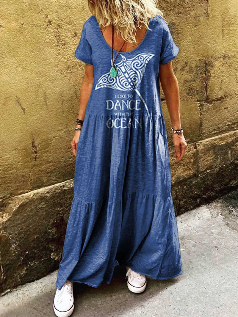 Klassisch gestaltete Kleid