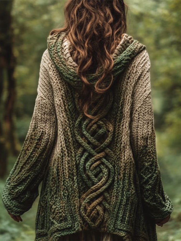 Durchdacht gestaltete Strickjacke