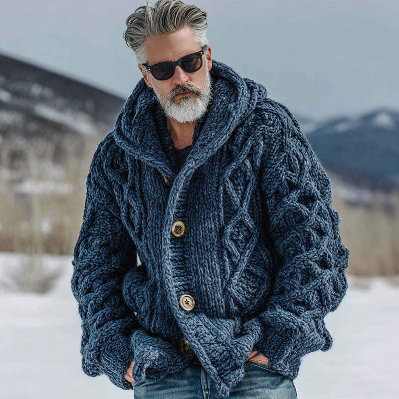Wunderschön gefertigte Strickjacke