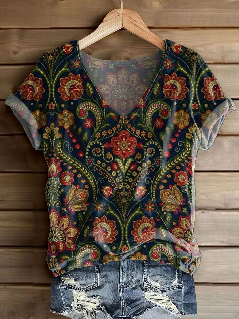 Klassisch gestaltete T-Shirt