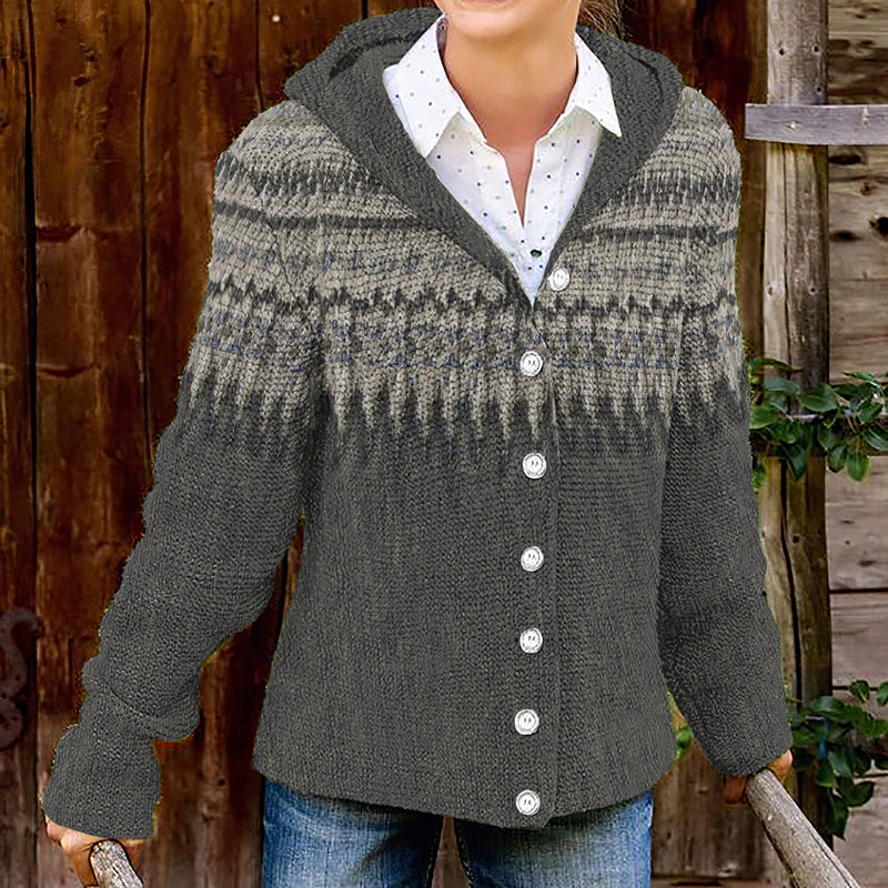Wunderschön gefertigte Strickjacke