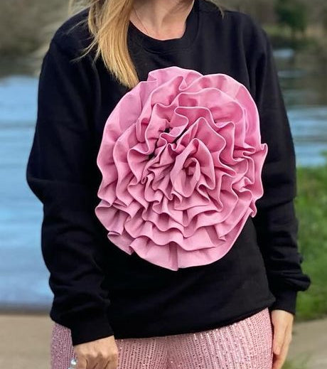 Anmutig gestaltete Pullover
