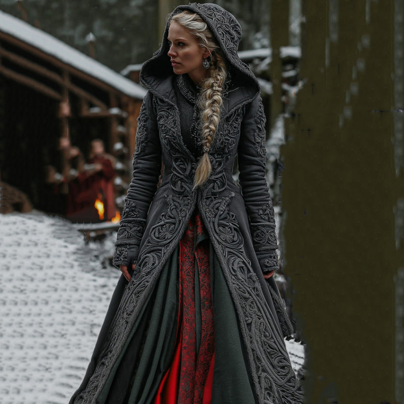 Klassisch gestaltete Strickjacke