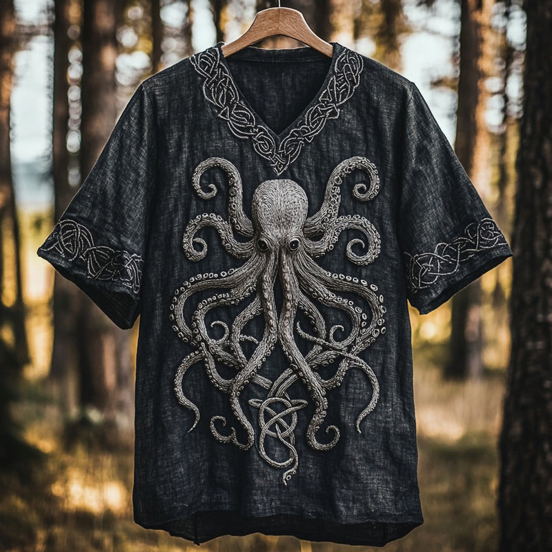 Durchdacht gestaltete T-Shirt