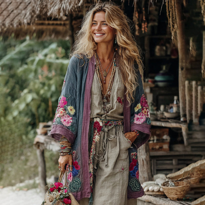 Leinen-Kimono-Strickjacke mit vielfältiger Blumenstickerei