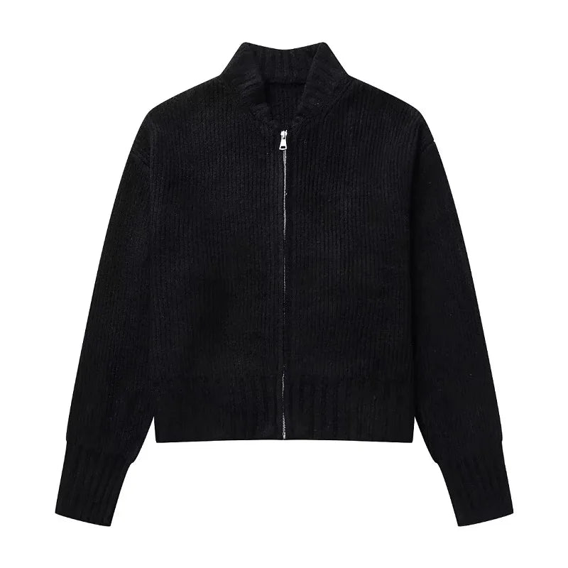 Durchdacht gestaltete Strickjacke