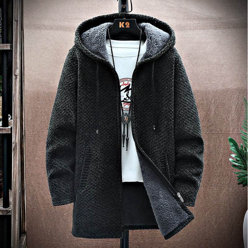 Klassisch designte Strickjacke