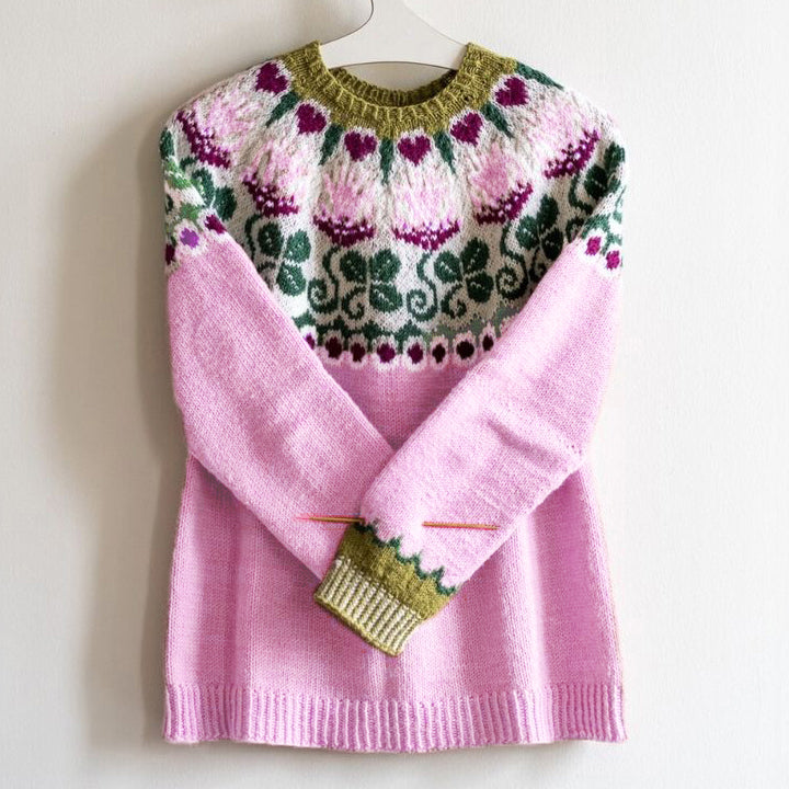 Anmutig gestaltete Pullover