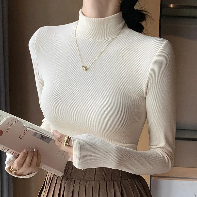 Anmutig gestaltete Pullover