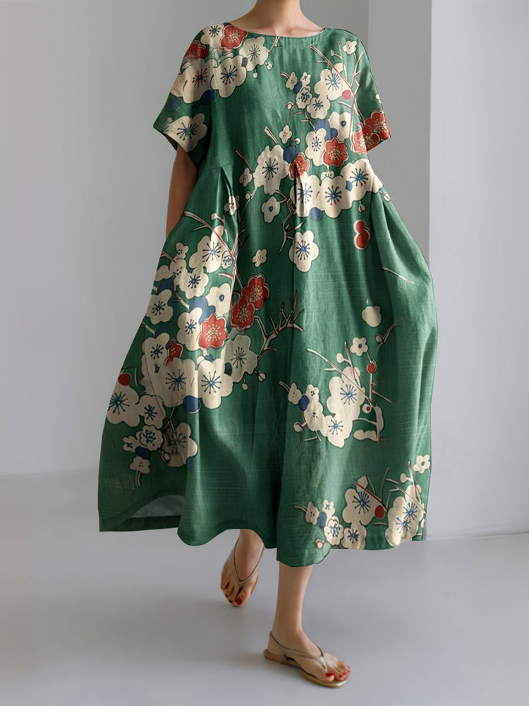 Klassisch gestaltete Kleid