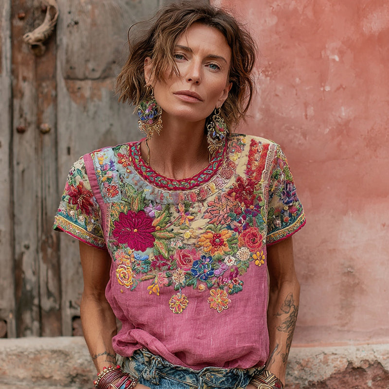 Durchdacht gestaltete T-Shirt