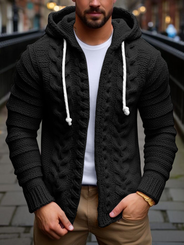 Wunderschön gefertigte Strickjacke