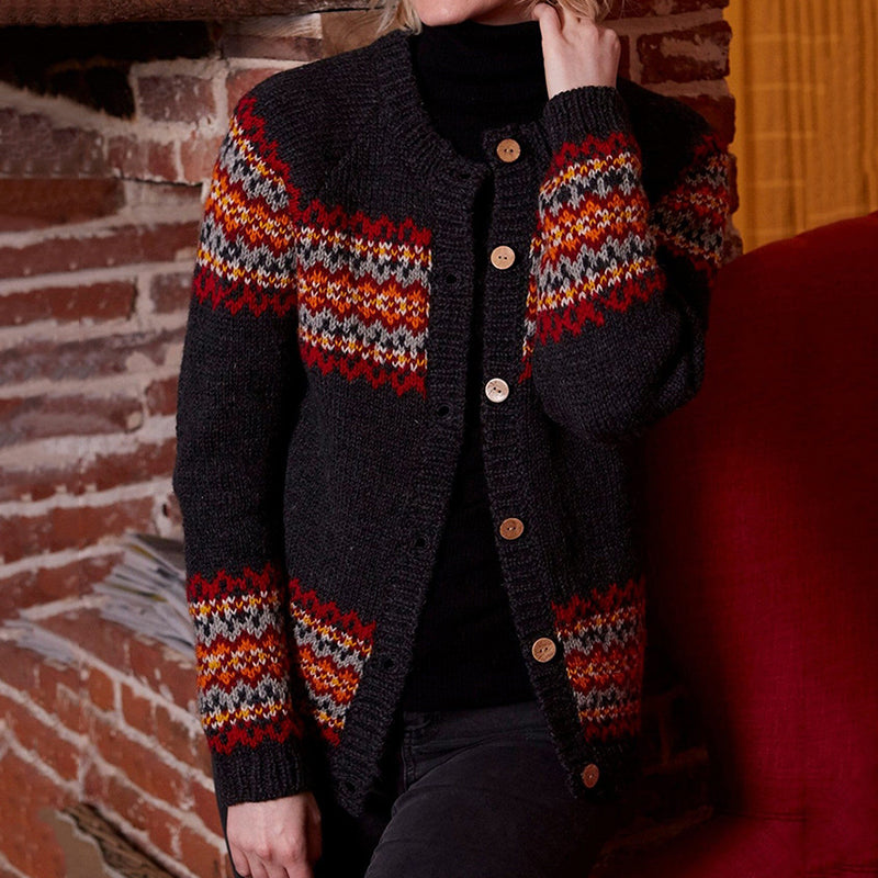 Elegant gestaltete Strickjacke