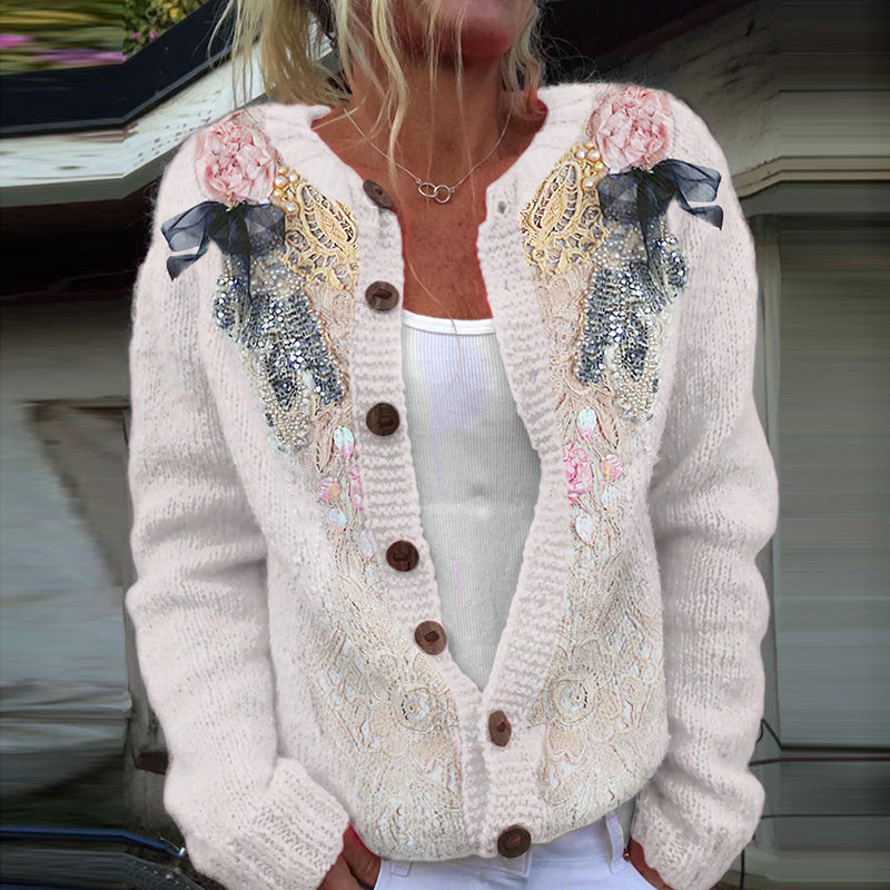 Anmutig gestaltete Strickjacke