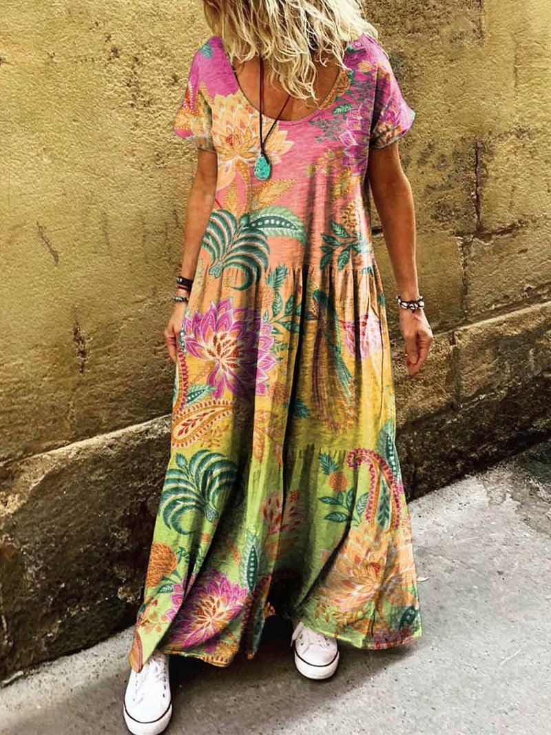 Klassisch gestaltete Kleid