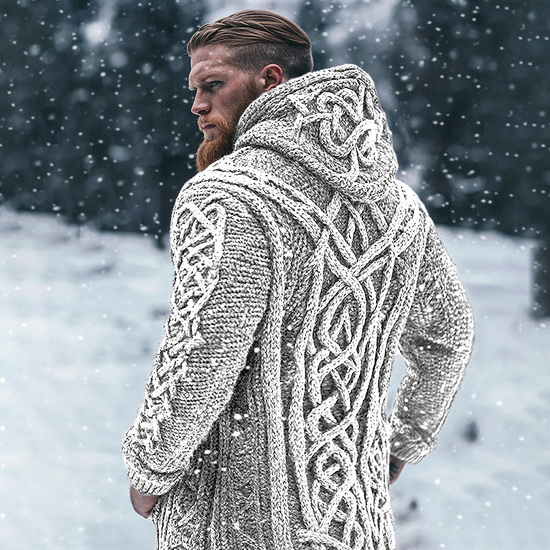 Wunderschön gefertigte Strickjacke