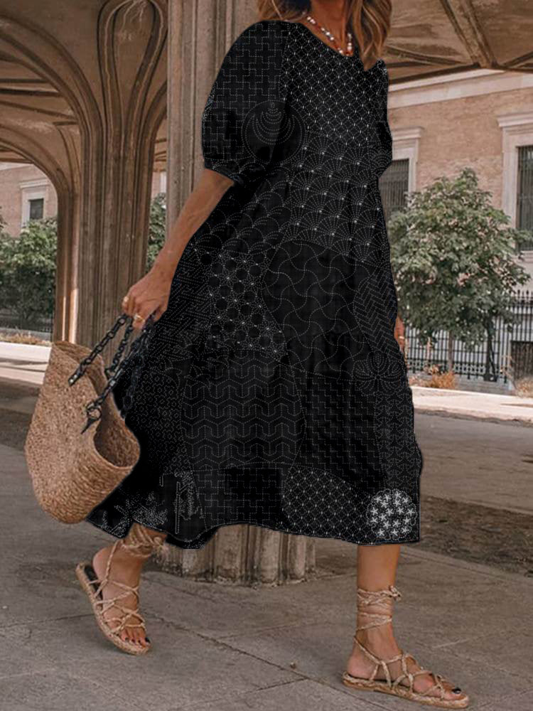 Klassisch gestaltete Kleid