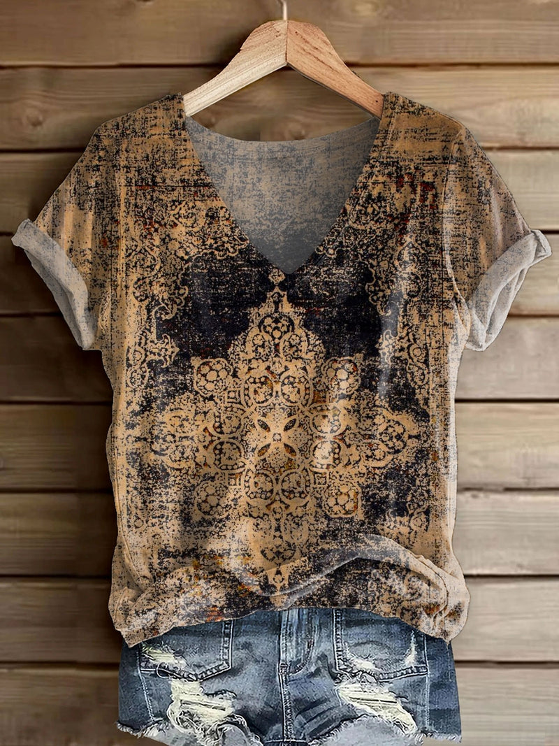 Klassisch gestaltete T-Shirt