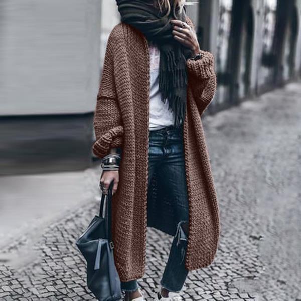 Wunderschön gefertigte Strickjacke
